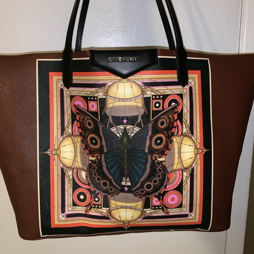 GIVENCHY ANTIGONA BUTTERFLY LARGE TOTE